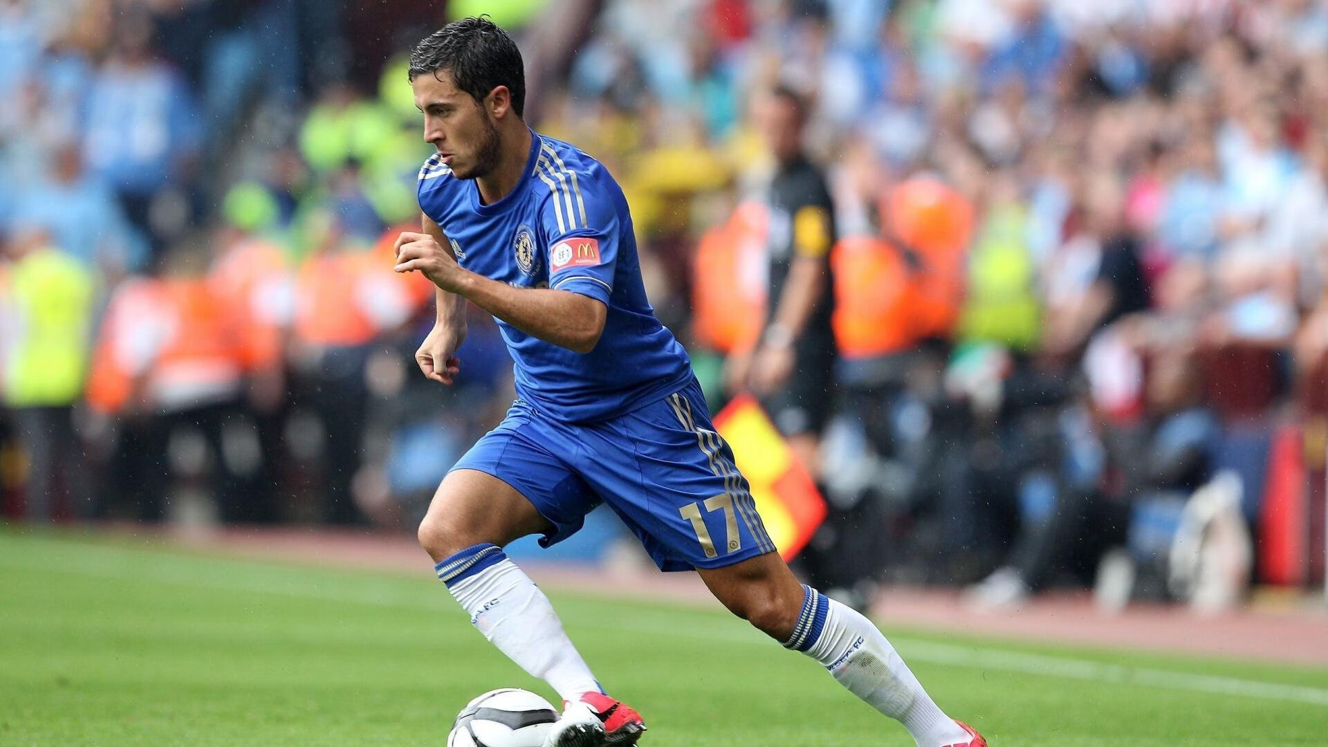 伊布爆发，冰岛火山下的维京战吼如何震碎伊拉克冠军梦？