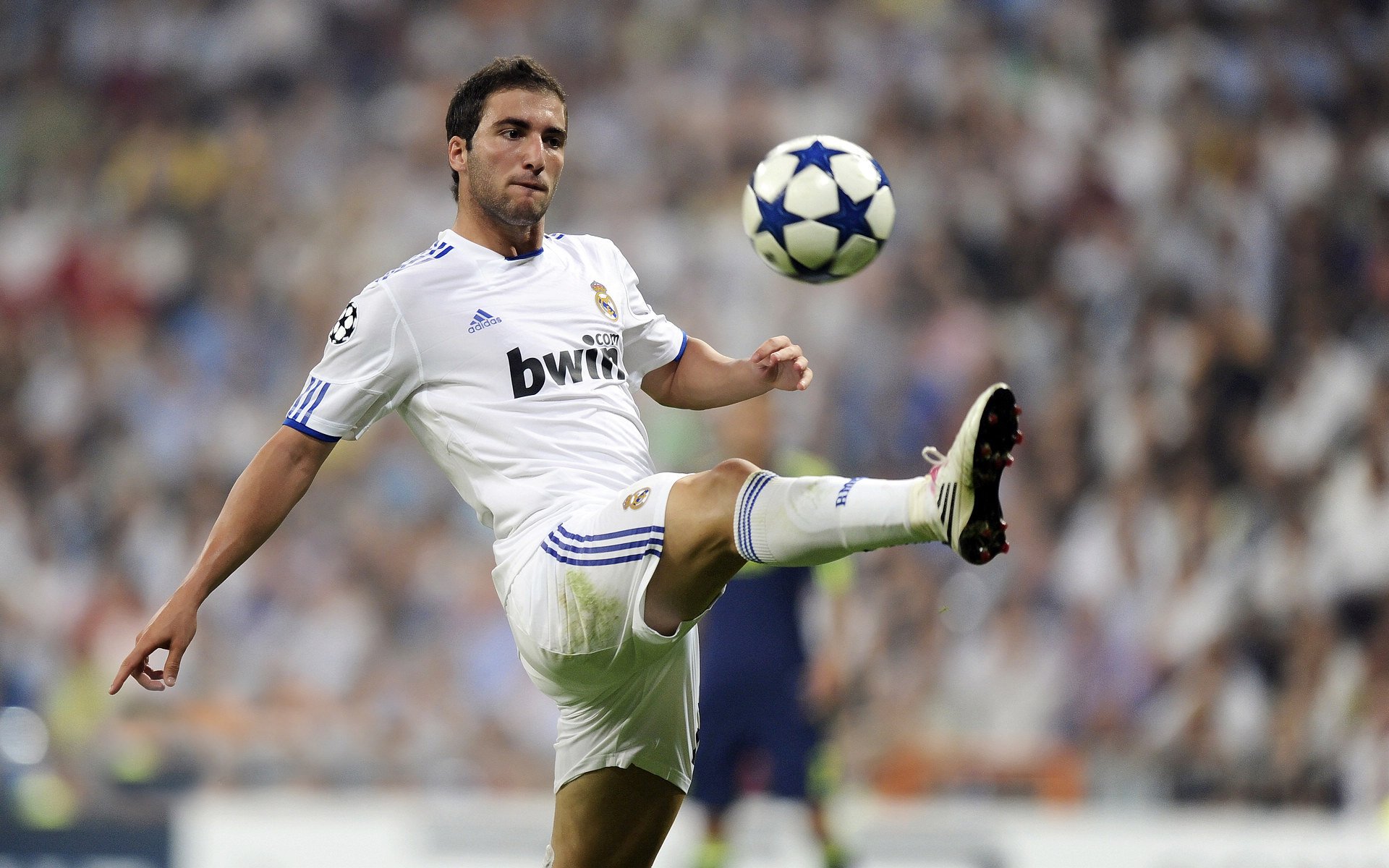 孔德一剑封喉，里昂硬仗中淬炼北非雄狮的獠牙